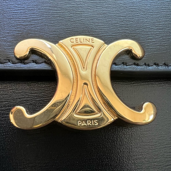 Celine Triomphe wallet on chain - Picture 4 of 11